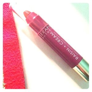 A lip stain